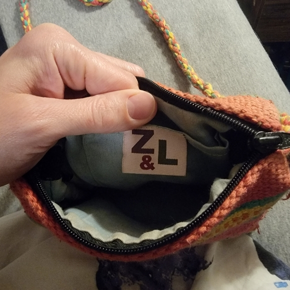Z & Lhandbag - Picture 4 of 4